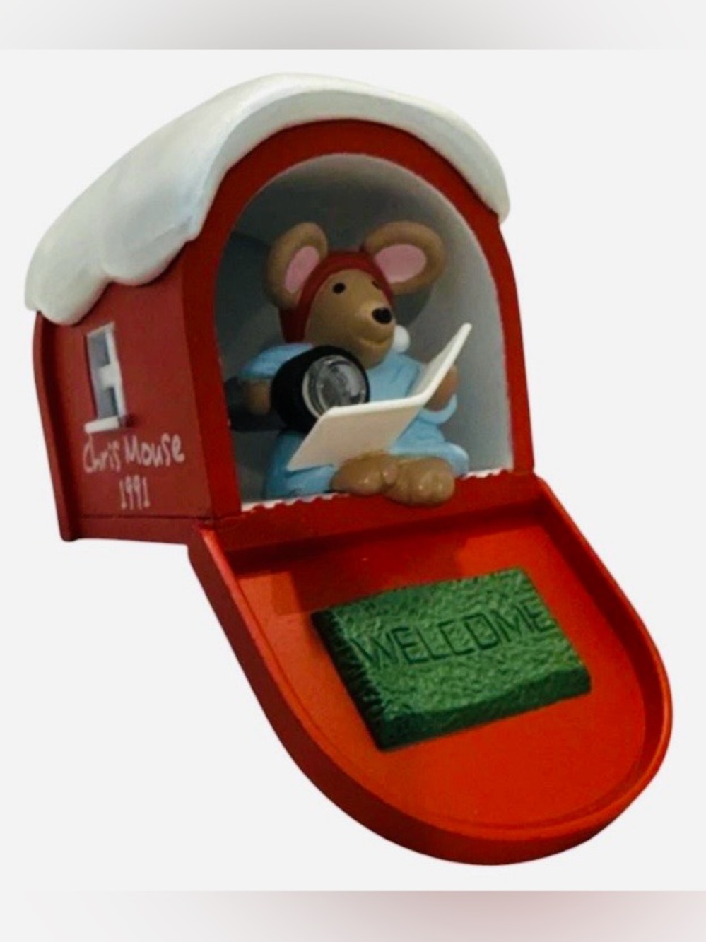 1991 Chris Mouse Hallmark Red Mouse House with Green Welcome Mat